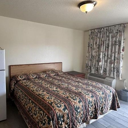 Travel Inn By Oyo La Marque Texas City I-45 Esterno foto