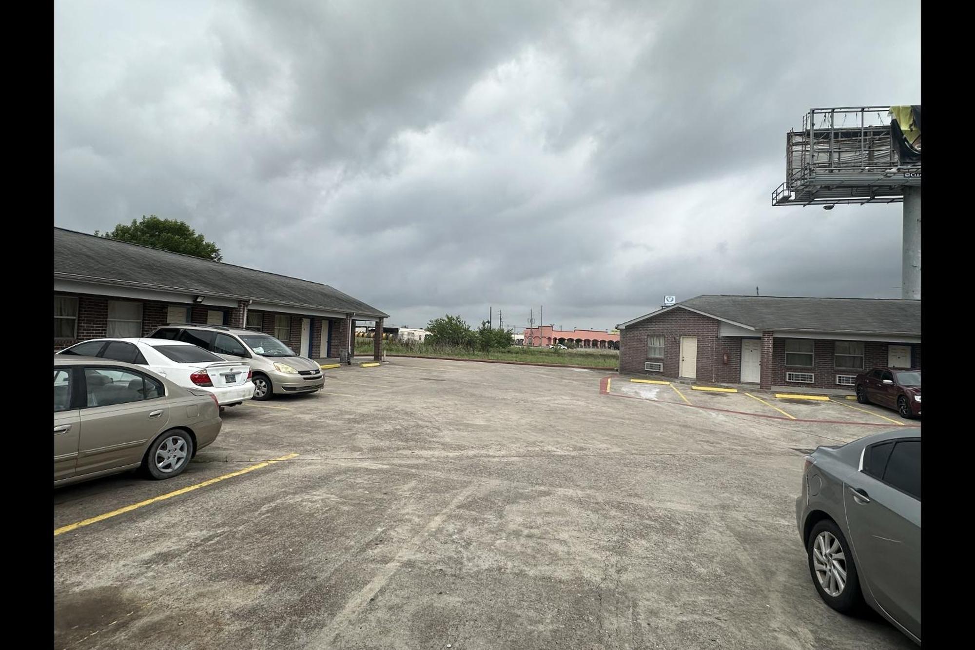 Travel Inn By Oyo La Marque Texas City I-45 Esterno foto